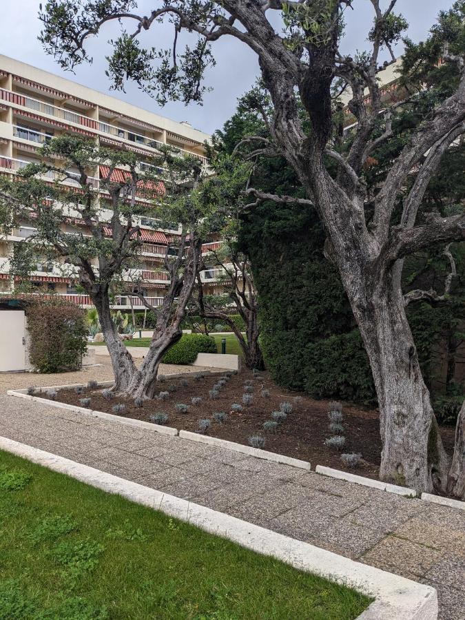 Eden Golfe Plages A Pieds Parking Prive Vallauris Eksteriør billede