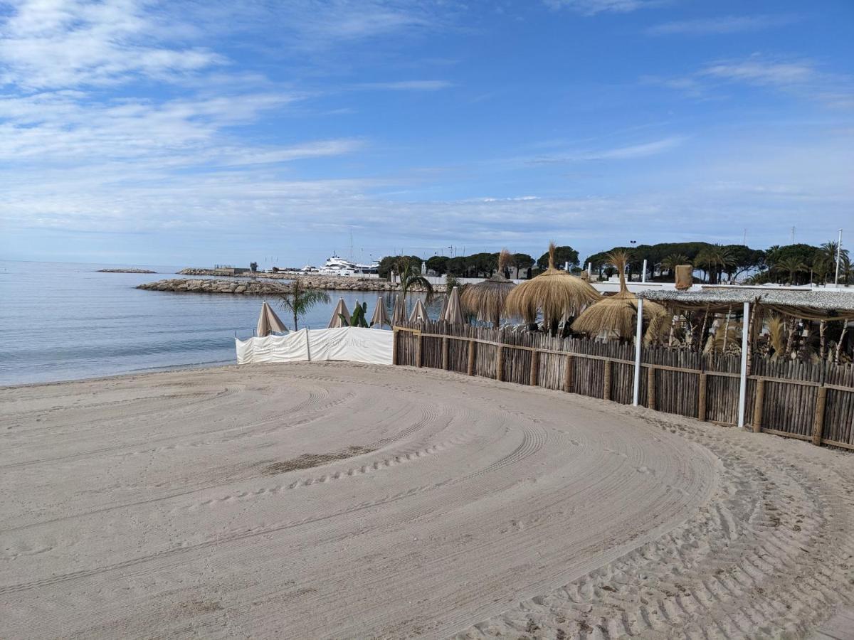 Eden Golfe Plages A Pieds Parking Prive Vallauris Eksteriør billede